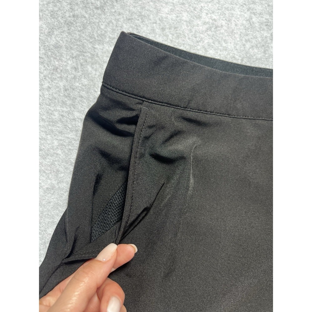 Izod Golf Women's Skort Size 10 Black 93 Polyester, 7 Spandex - Picture 2 of 9